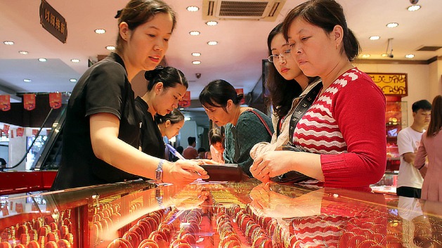 Gold Silver Price Crash Today: Why Gold and Silver Prices Fell Sharply on 10 Feb 2026